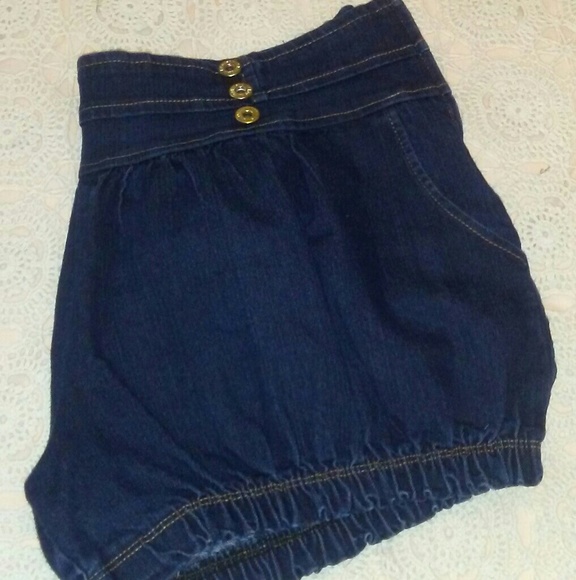Plus size used jean shorts - Picture 4 of 6